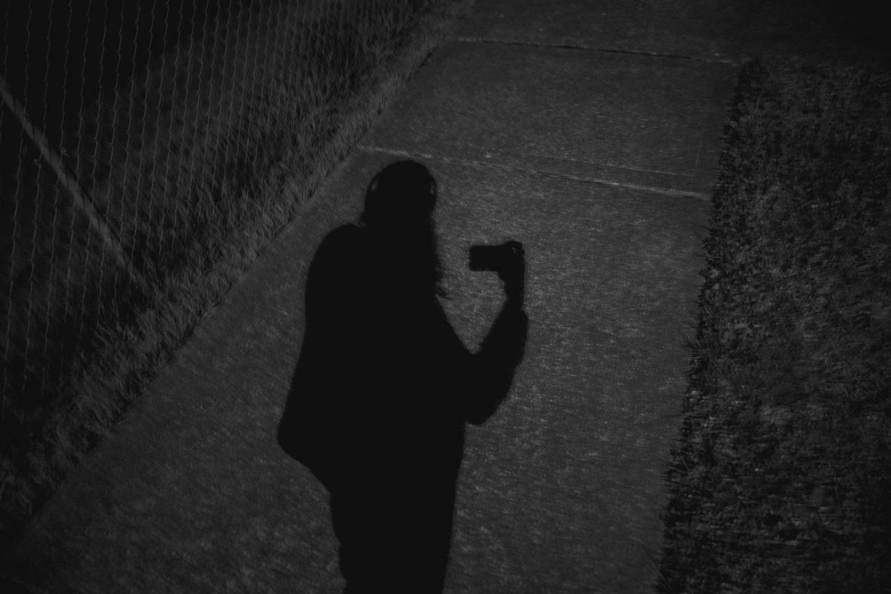 shadow selfie